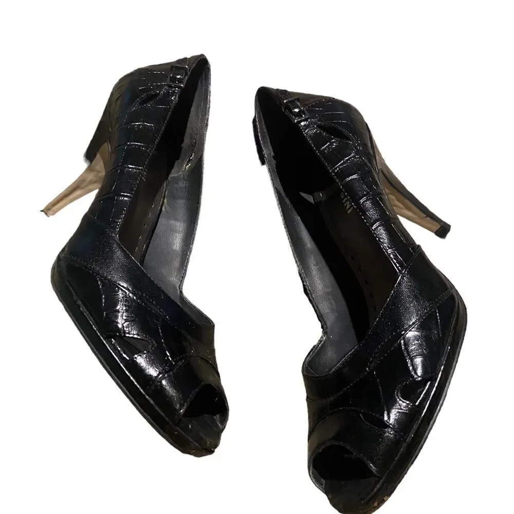 Gianni Bini size 8.5 black crock heels excellent  condition see pics